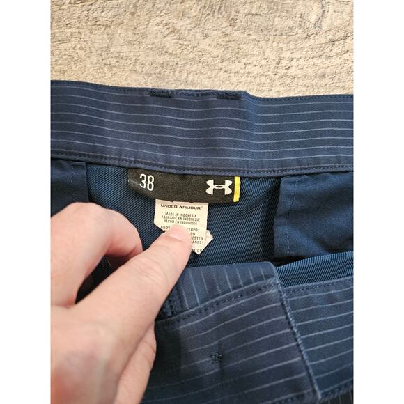 Under Armour Golf Shorts Men's 38 Navy Blue Chino Moisture Wicking Zip Fly 9" - Picture 2 of 5